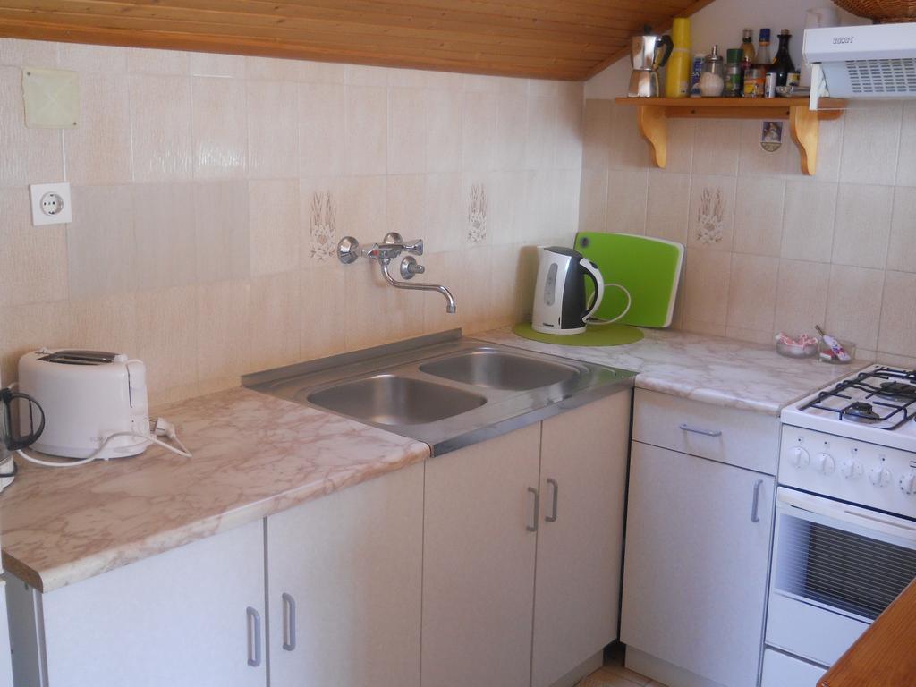 Apartments Ada Novak Хвар Номер фото